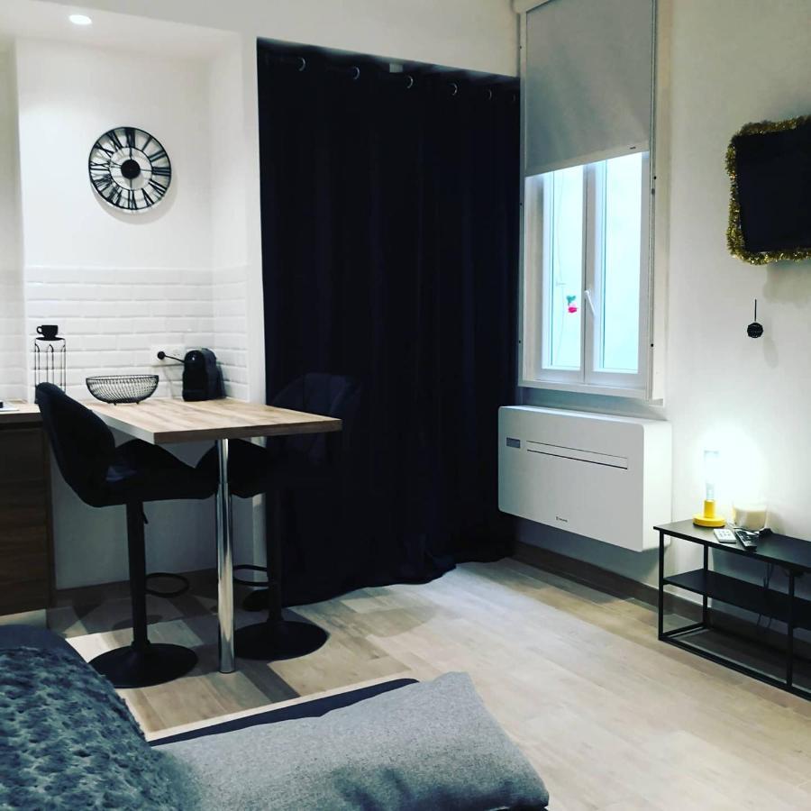 Le Studio Du Vieux Port Apartamento Marselha Exterior foto